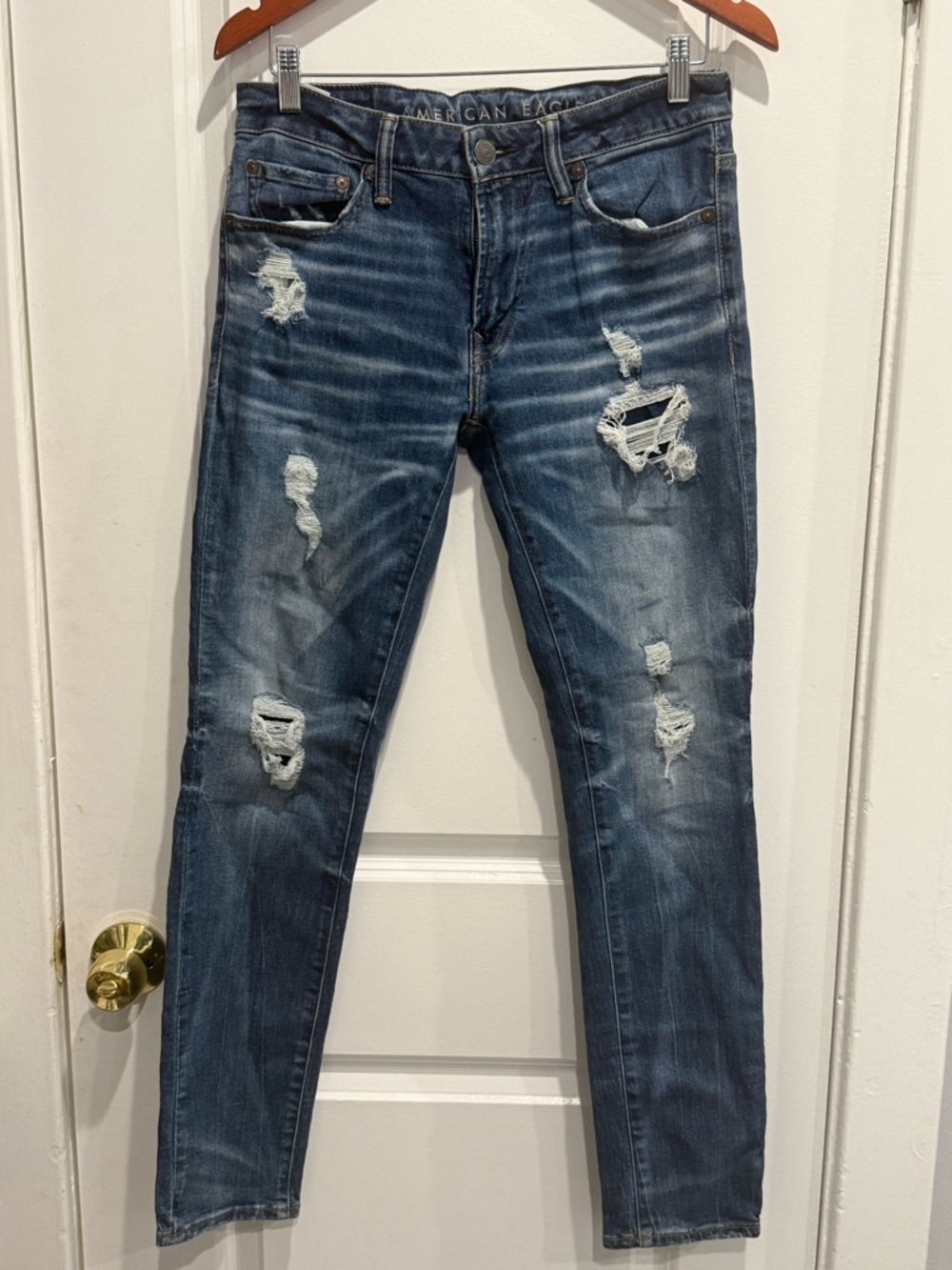 American Eagle Outfitters Distressed Dark Blue Men's Jeans